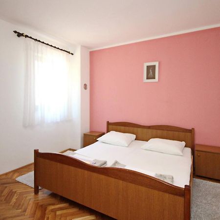 Apartments Karamarko Baška Exteriér fotografie